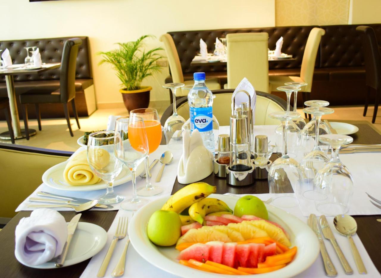 Monty Suites & Golf Uyo Eksteriør bilde