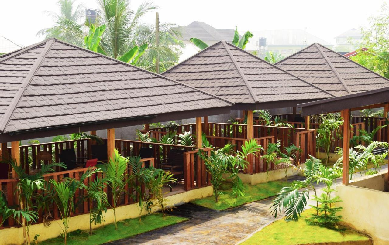Monty Suites & Golf Uyo Eksteriør bilde